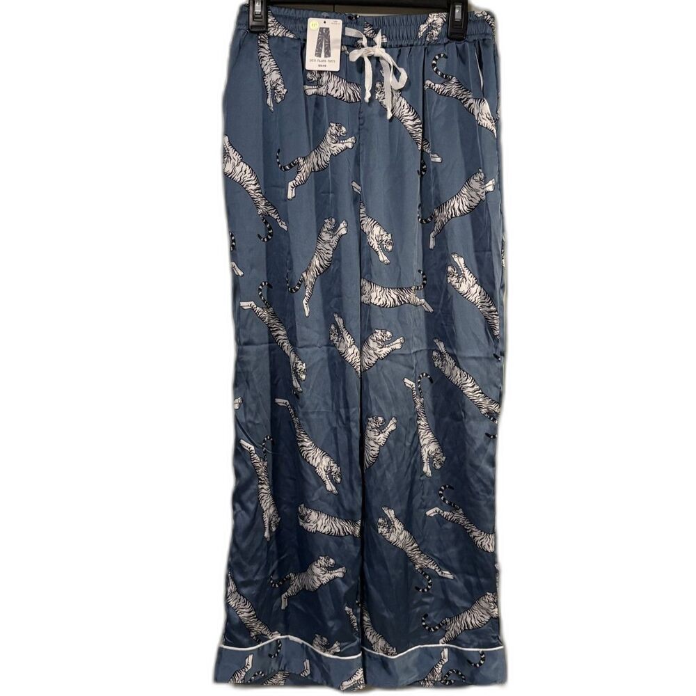 ❤️ Satin Pajama Pants Blue Animal print drawstring Available S/M and M/L NWT